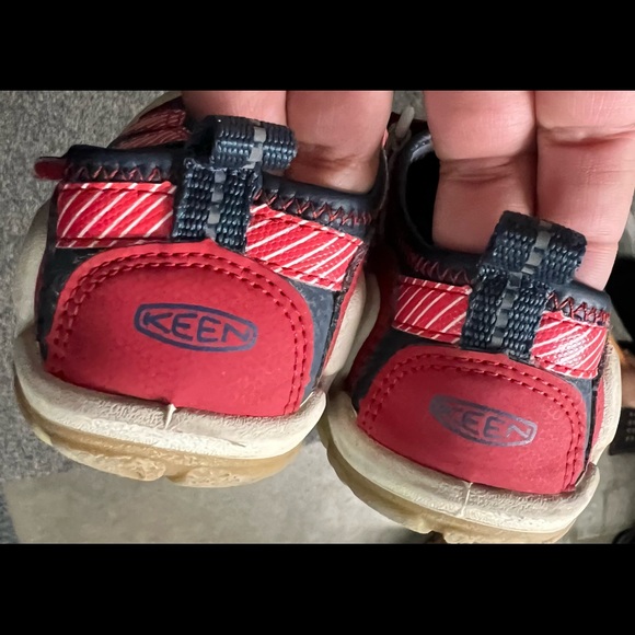 Keen 10 toddler - Picture 4 of 4